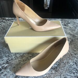 Michael Kors Alaina Flex Pumps size 8